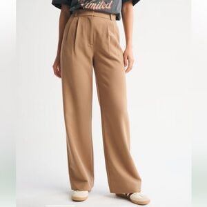High-Waist Wide-Leg Women's Pants in Camel